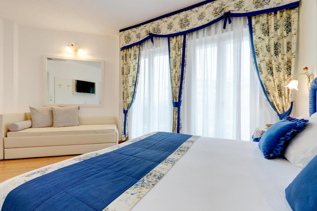 Hotel Cavalieri Palace & Suites Lido di Jesolo Eksteriør billede