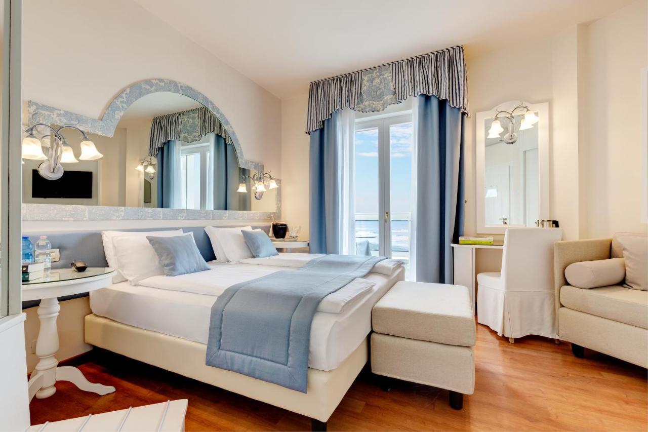 Hotel Cavalieri Palace & Suites Lido di Jesolo Eksteriør billede