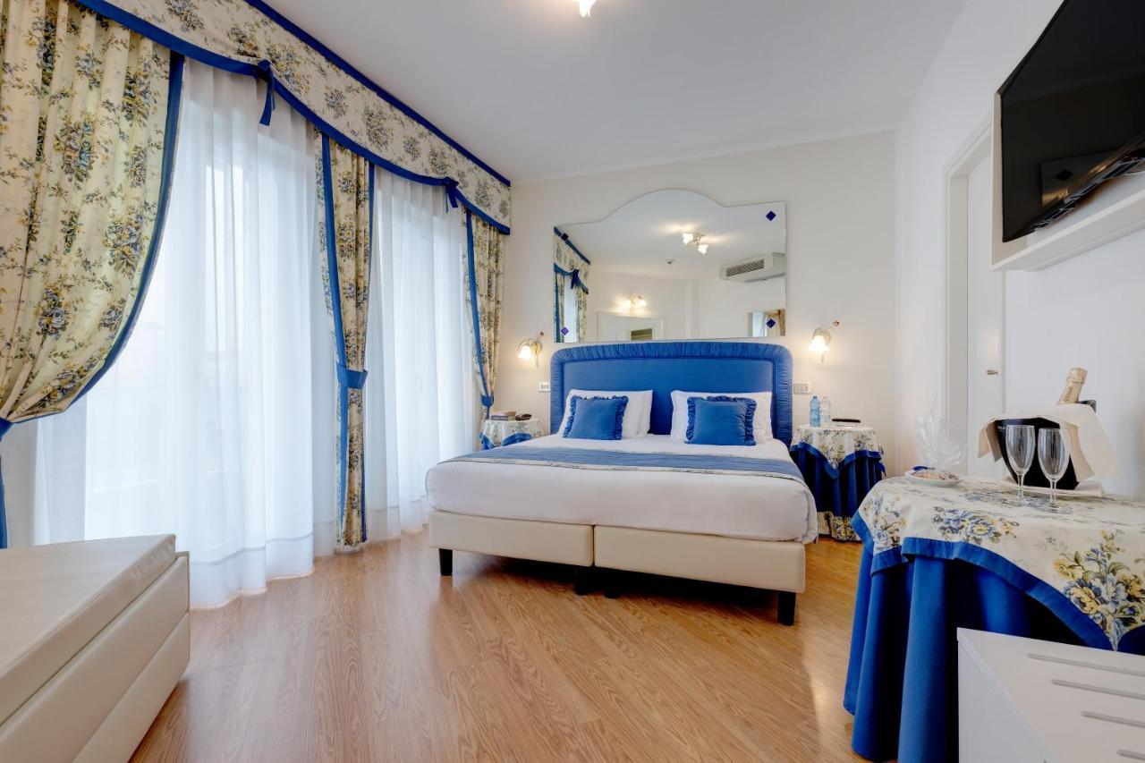 Hotel Cavalieri Palace & Suites Lido di Jesolo Eksteriør billede