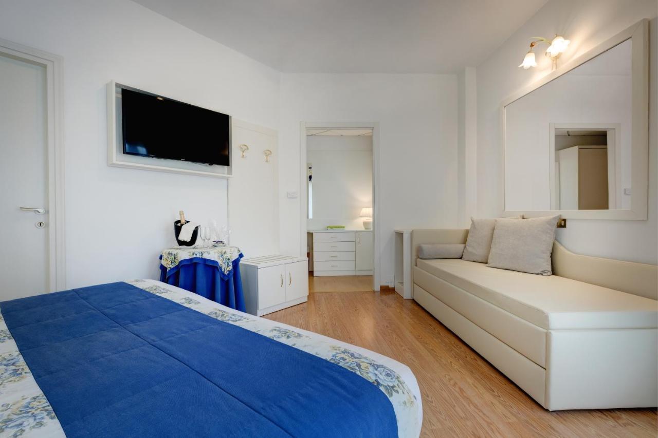 Hotel Cavalieri Palace & Suites Lido di Jesolo Eksteriør billede