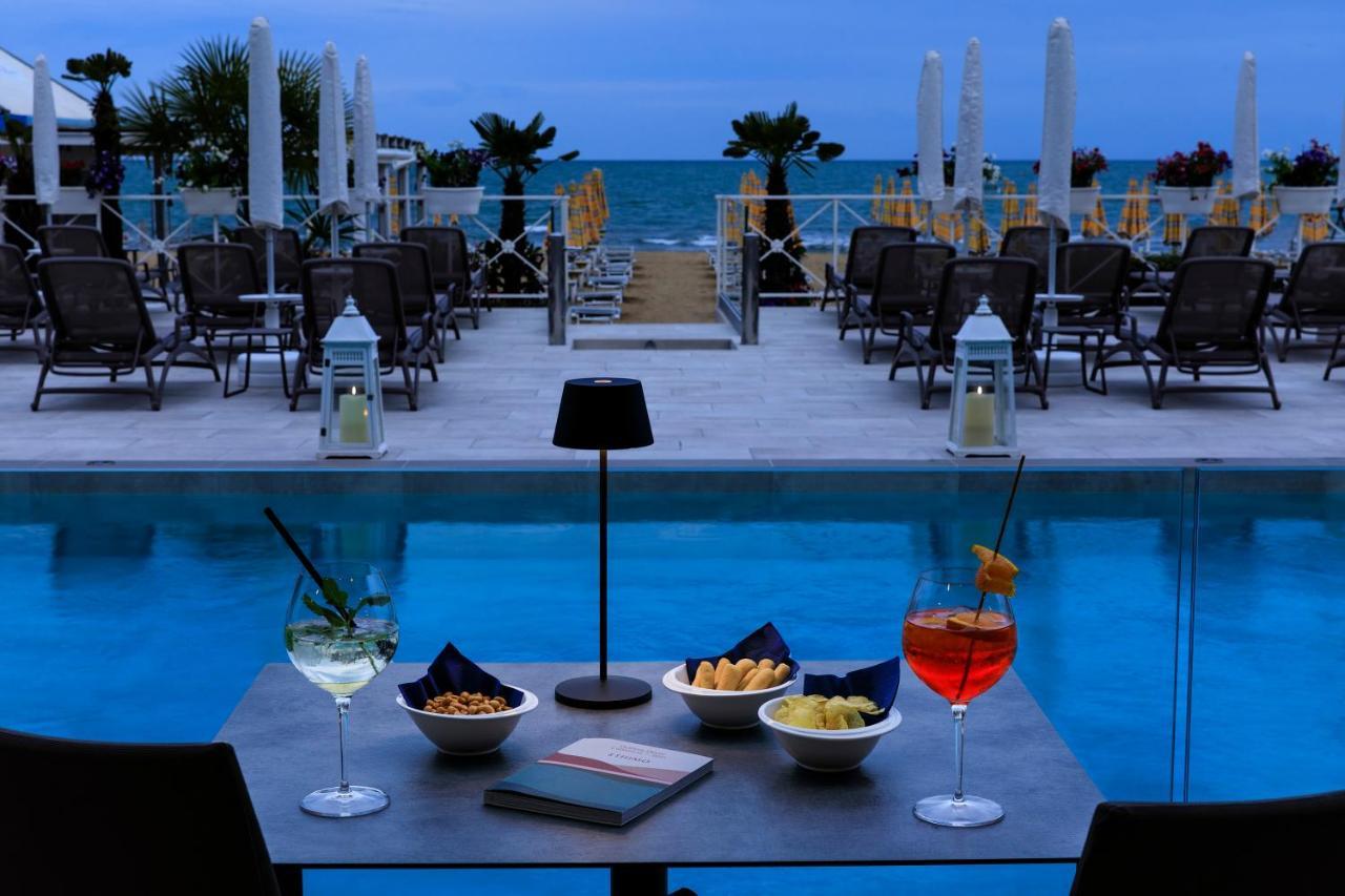 Hotel Cavalieri Palace & Suites Lido di Jesolo Eksteriør billede