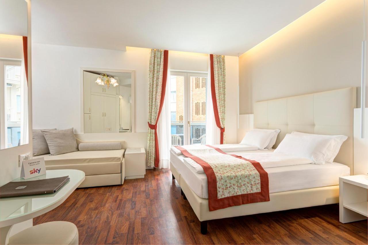 Hotel Cavalieri Palace & Suites Lido di Jesolo Eksteriør billede