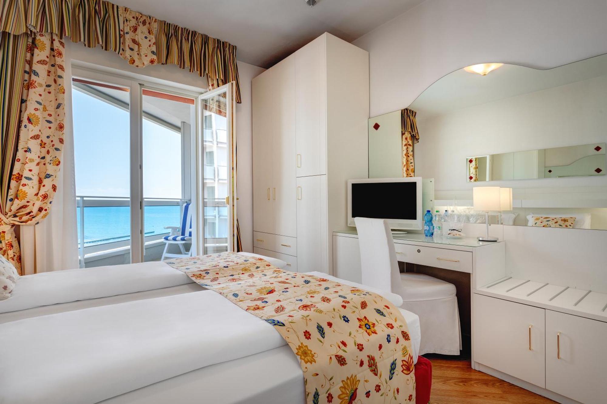 Hotel Cavalieri Palace & Suites Lido di Jesolo Eksteriør billede