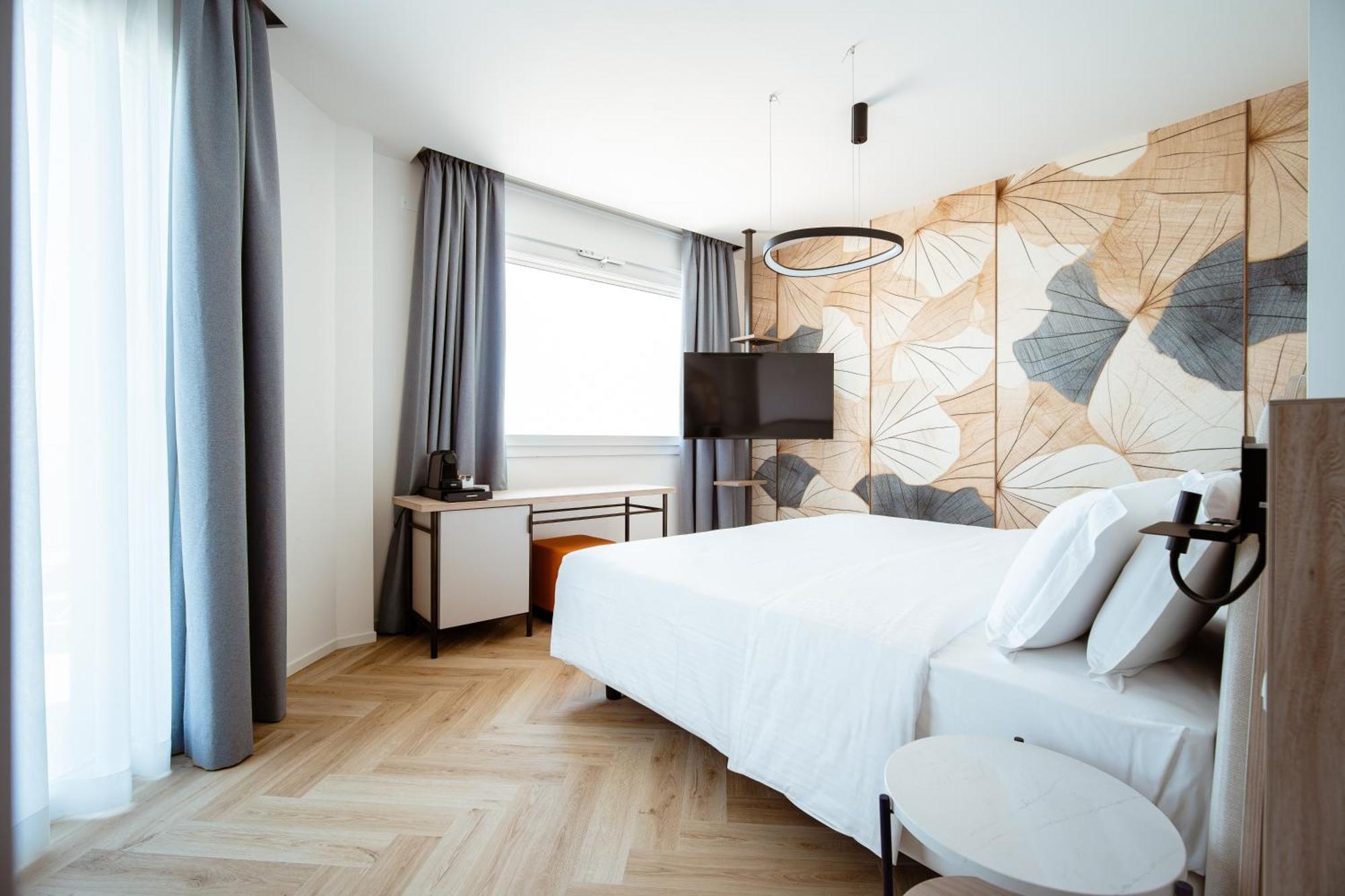Hotel Cavalieri Palace & Suites Lido di Jesolo Eksteriør billede