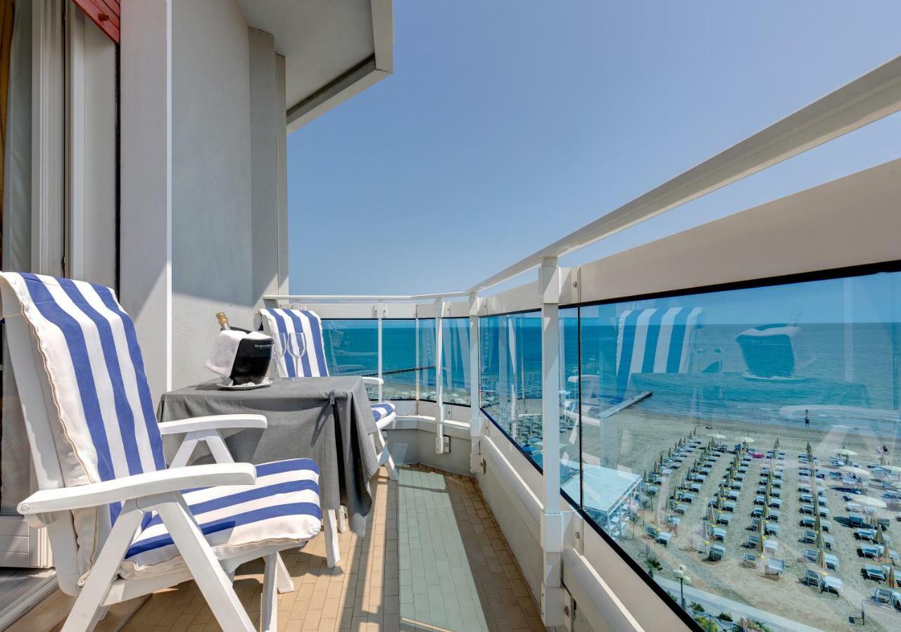 Hotel Cavalieri Palace & Suites Lido di Jesolo Eksteriør billede