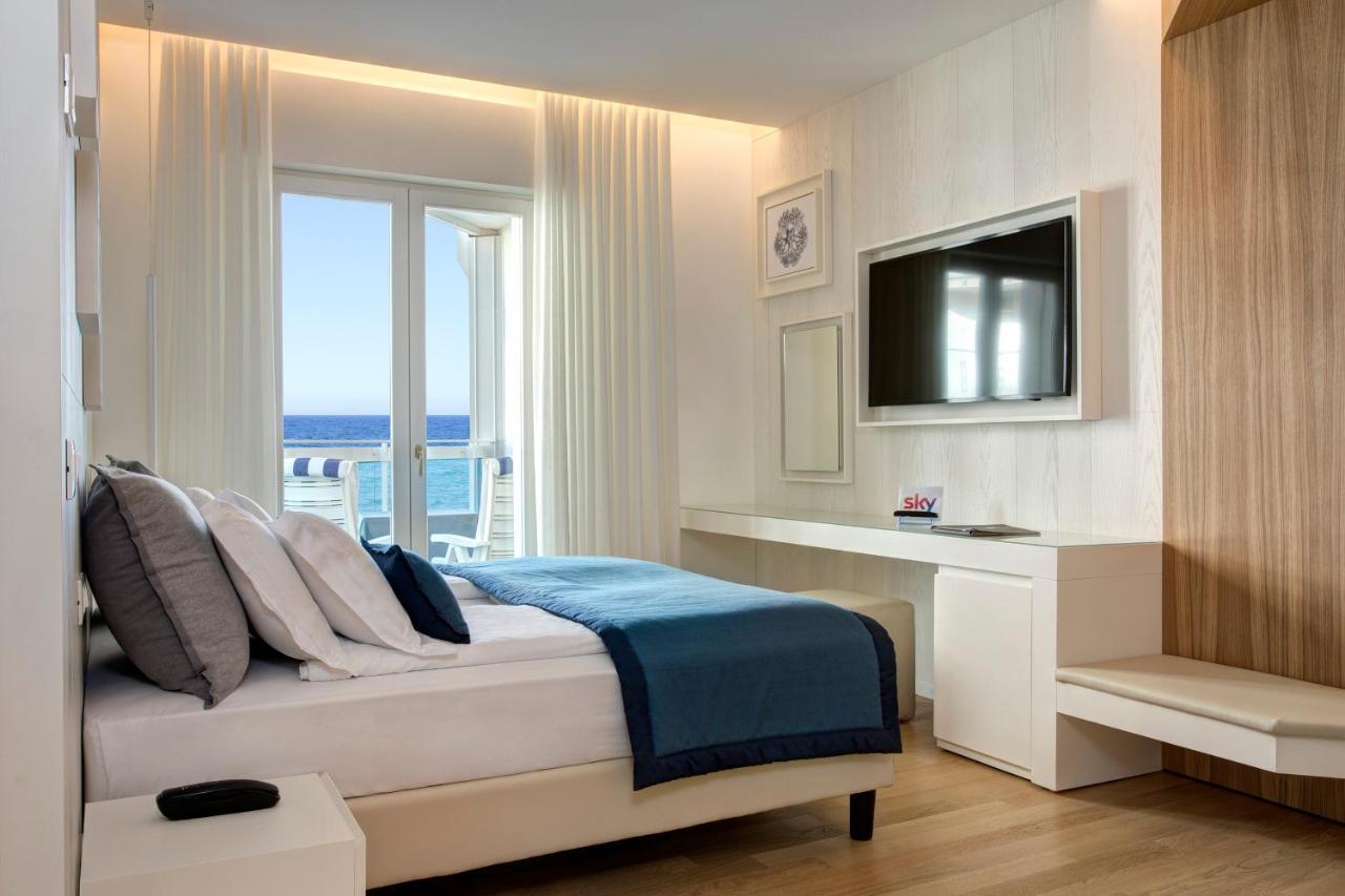 Hotel Cavalieri Palace & Suites Lido di Jesolo Eksteriør billede
